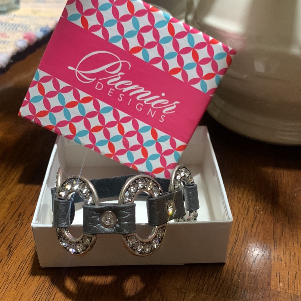 NWT Premier Designs Starlet Bracelet
